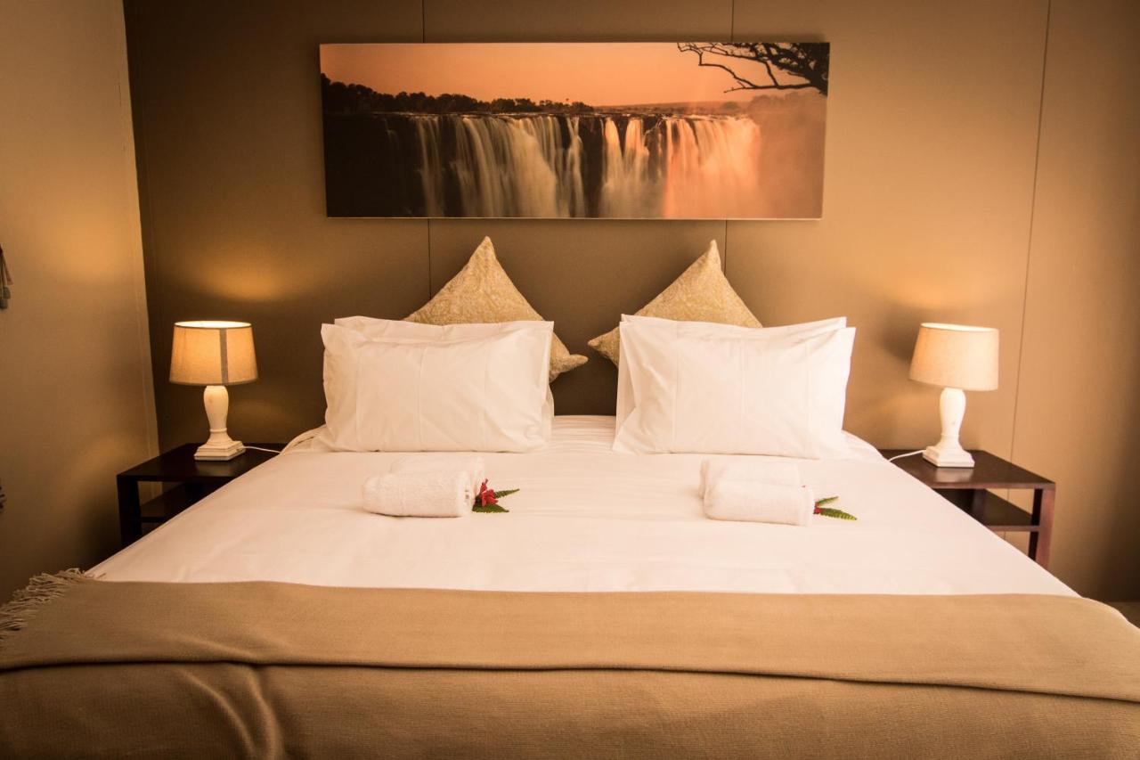 The Victoria Falls Waterfront Livingstone Exterior foto